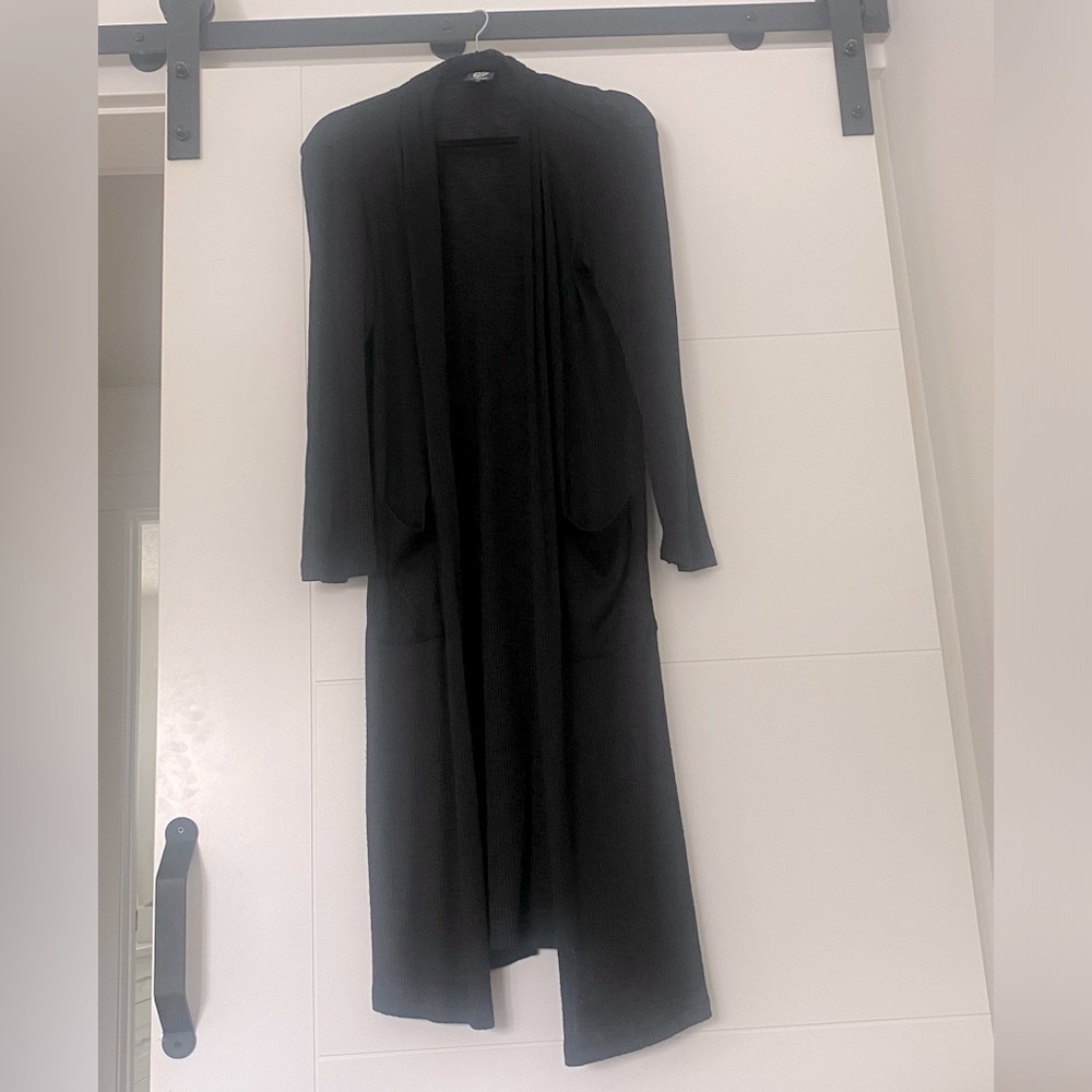 ⚫️ babeau ⚫️ open front long cardigan - size medium